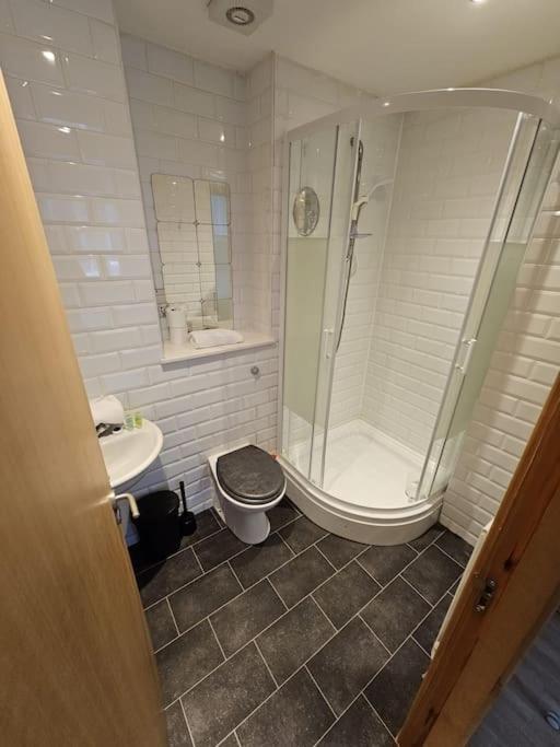 65 Renfield St 2 Bed Apartment Glasgow Eksteriør bilde